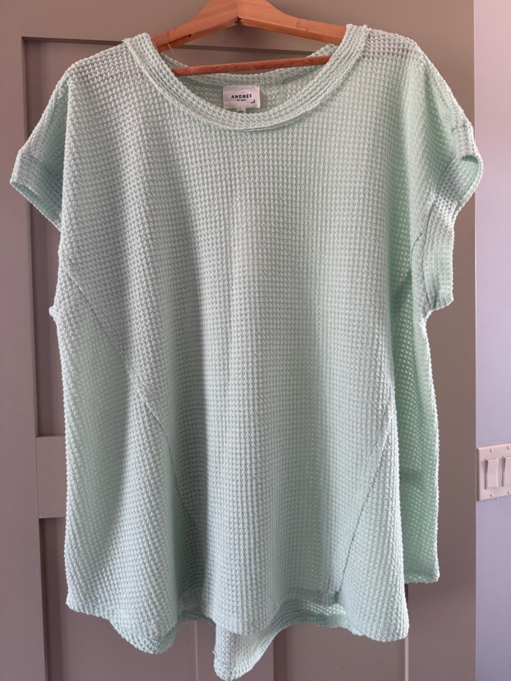 ANDREE BY UNIT Mint Waffle Knit Short Sleeve Top